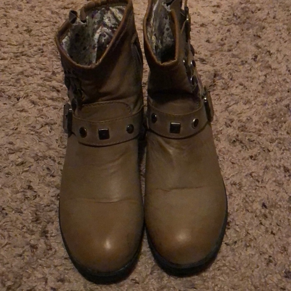 Brown booties